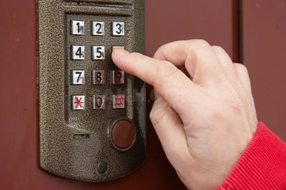  :     