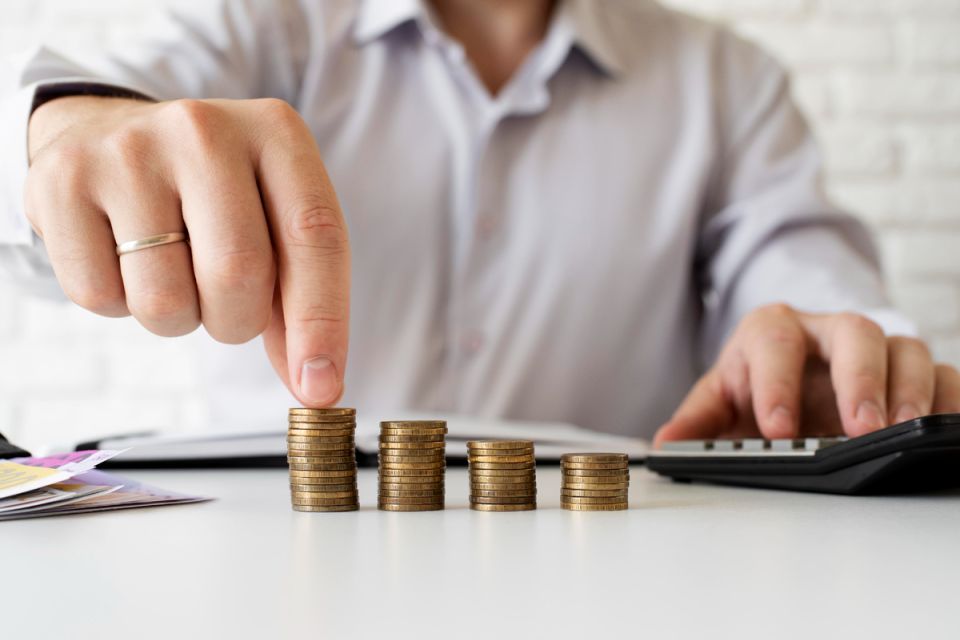 Новая жизнь после 45: как воспользоваться льготами и выплатами прямо сейчас