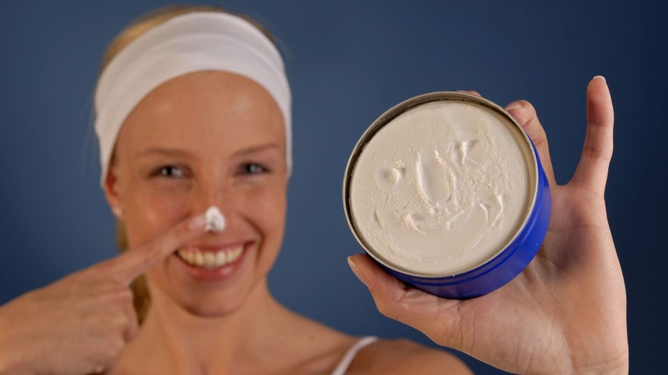 Ушлые хозяйки не выбрасывают просроченный крем: они давно нашли применение средству