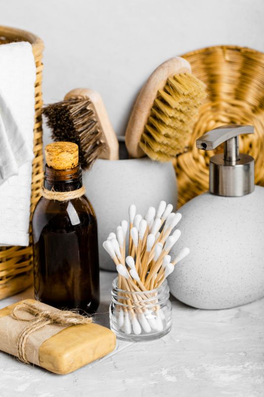 Что стоит исключить из унитаза: простые правила для сохранения сантехники