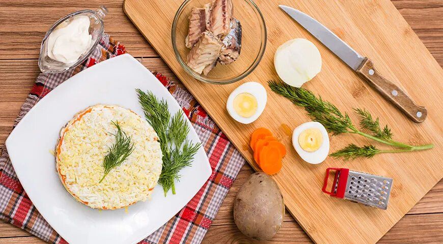 Салат «Мимоза»: секреты идеального приготовления и его чемодан с историей