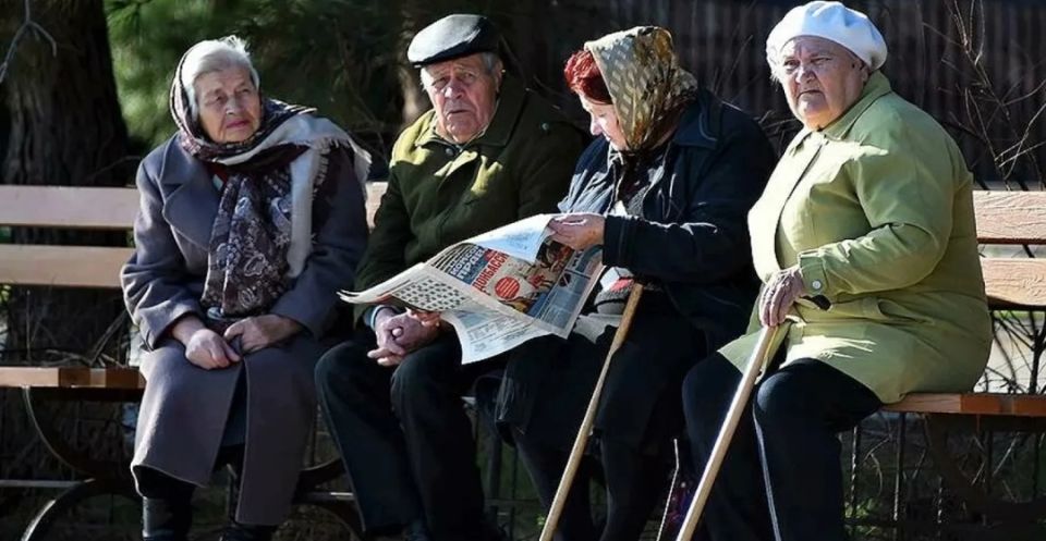 Как государство поддерживает российских пенсионеров в 2025 году