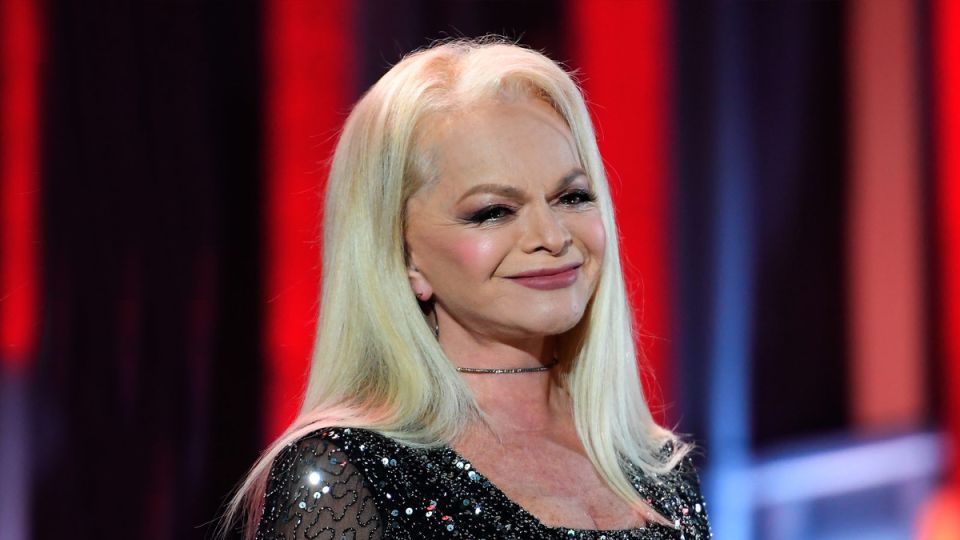 Запутанная схватка за квартиру Ларисы Долиной: тайны и последствия