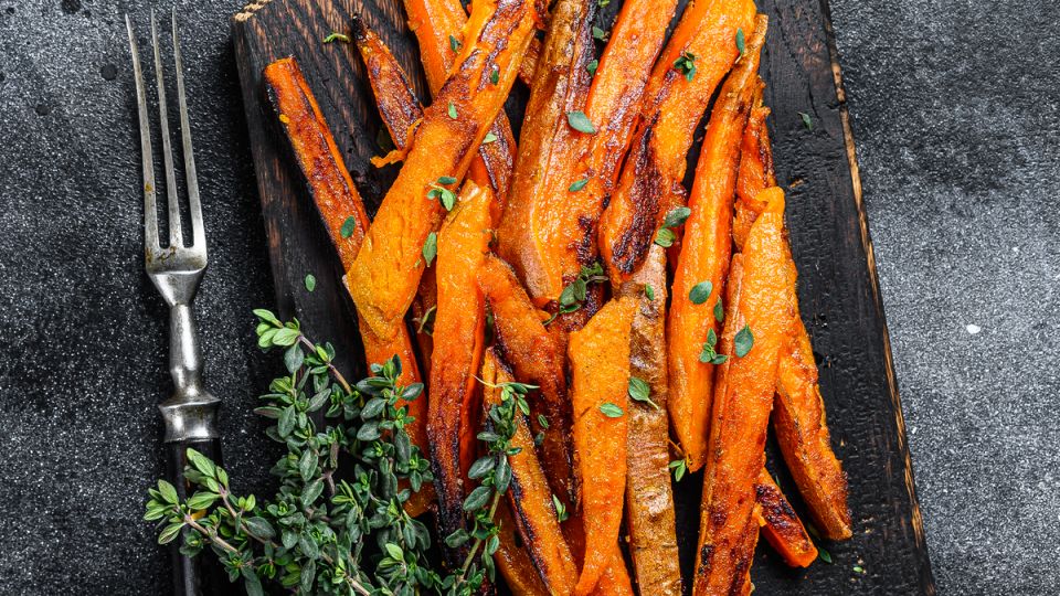 Почему батат заслуживает место на вашей тарелке: 5 убедительных причин