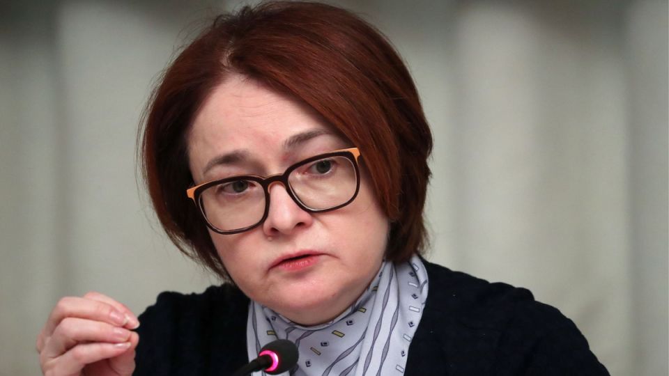 Кто виноват в высоких процентных ставках? Разбираемся в кредитном буме 2025 года