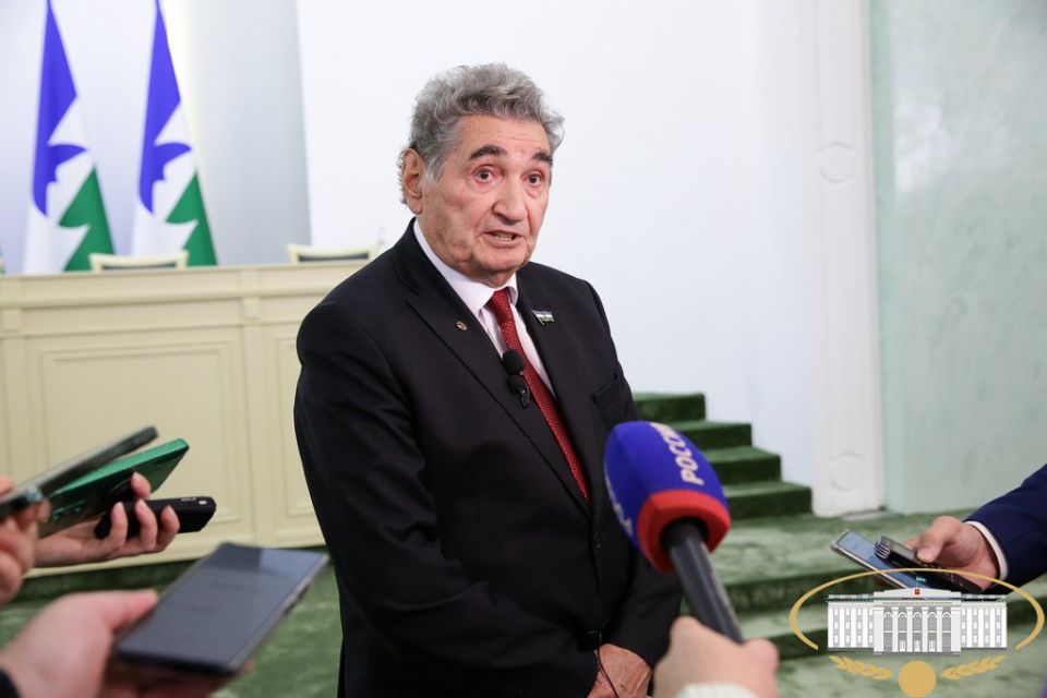 Михаил Афашагов - председатель Комитета Парламента КБР по бюджету, налогам и финансовому рынку, руководитель фракции «Единая Россия» в Парламенте КБР: