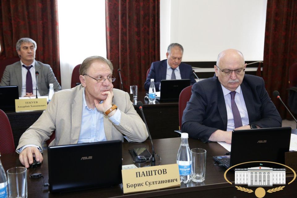 В ходе заседания президиума Парламента КБР рассмотрены проекты законов КБР