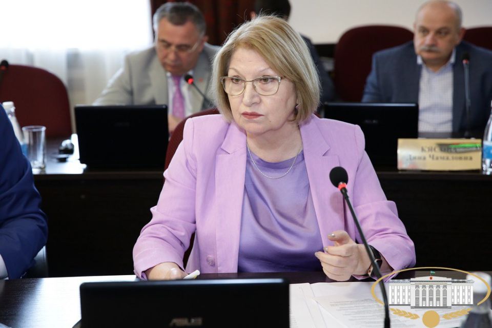 В ходе заседания президиума Парламента КБР рассмотрены проекты законов КБР