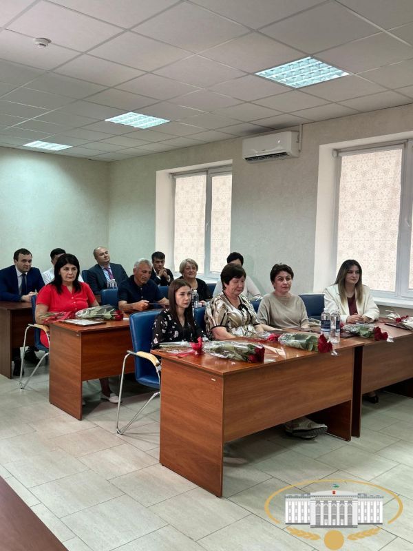 В министерстве цифрового развития, связи и массовых коммуникаций КБР состоялось праздничное мероприятие, посвященное профессиональному празднику - Дню российской почты