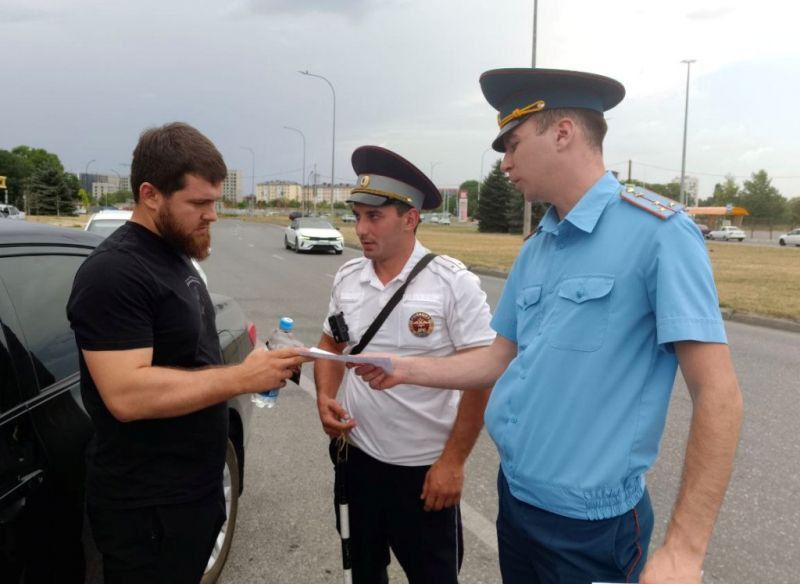 На дорогах Кабардино-Балкарии состоялась акция «Воду в дорогу»