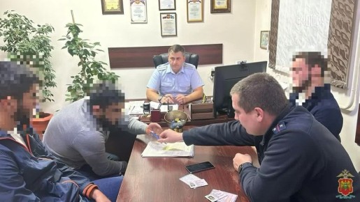 Двое нарушителей ПДД в костюмах супергероев были привлечены к административной ответственности в Кабардино-Балкарии, сообщила местная Госавтоинспекция