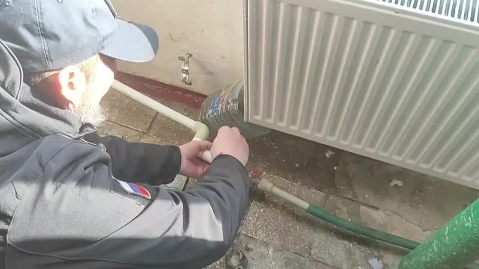   -      15    