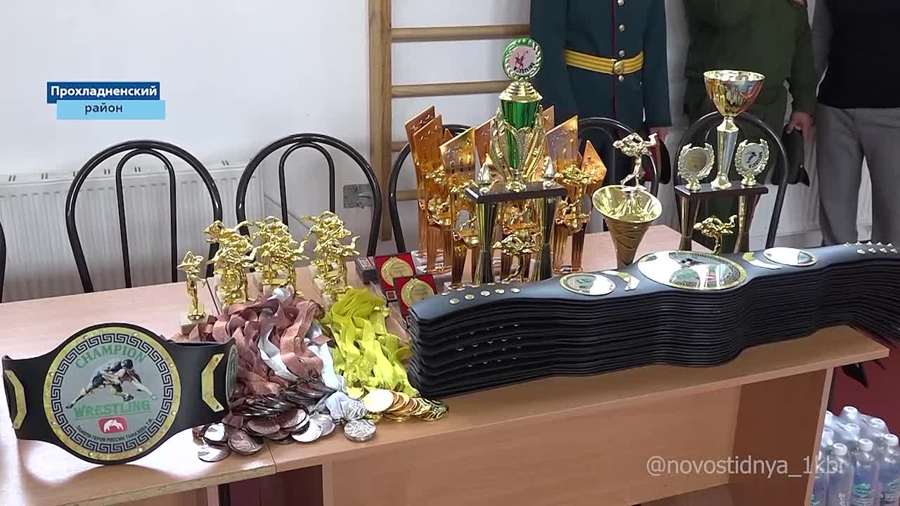 В селе Карагач прошел турнир по вольной борьбе памяти Героя России Тимура Тамазова