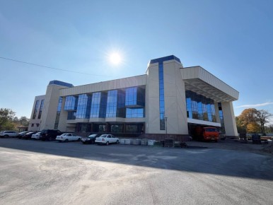 Глава Кабардино-Балкарии Казбек Коков ознакомился с ходом строительства Дворца творческой молодежи в Нальчике