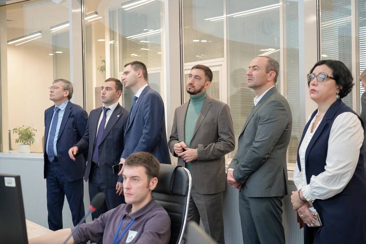 Делегация из Кабардино-Балкарской Республики в ЦУ КГХ Делегация из Кабардино-Балкарской Республики в ЦУ КГХ