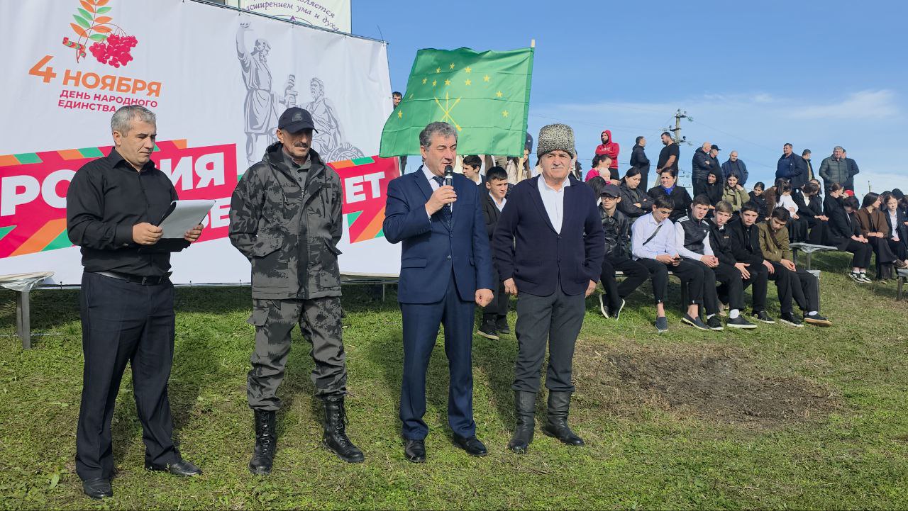 Первый межрегиональный фестиваль-конкурс по джигитовке в Баксанском районе Первый межрегиональный фестиваль-конкурс по джигитовке в Баксанском районе