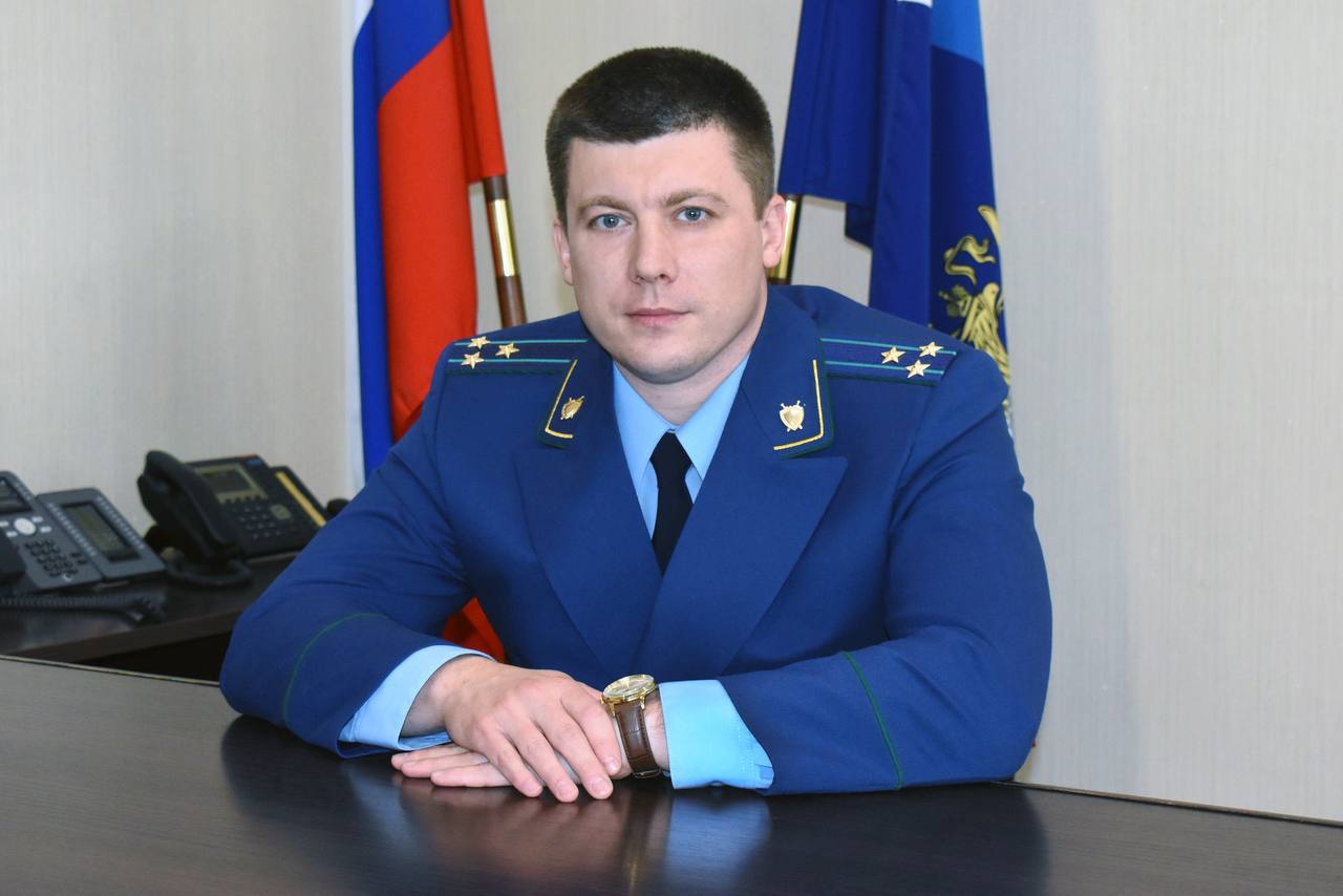 28 октября 2025 года в прокуратуре Терского района провел прием граждан первый заместитель прокурора Кабардино-Балкарской Республики Дмитрий Гаврилов 28 октября 2025 года в прокуратуре Терского района провел прием граждан первый заместитель прокурора Кабардино-Балкарской Республики Дмитрий Гаврилов