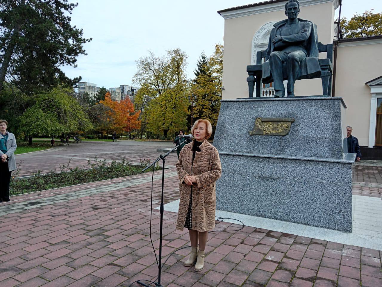 В Нальчике прошел митинг в честь Али Шогенцукова В Нальчике прошел митинг в честь Али Шогенцукова