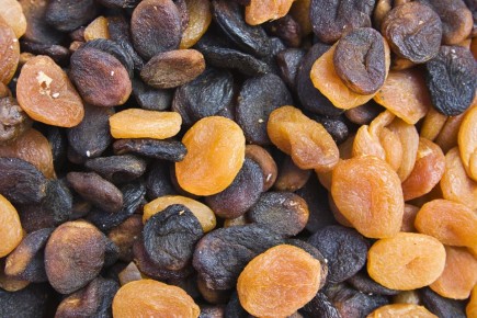 Как быстро размягчить сухофрукты: кипяток даже не понадобится