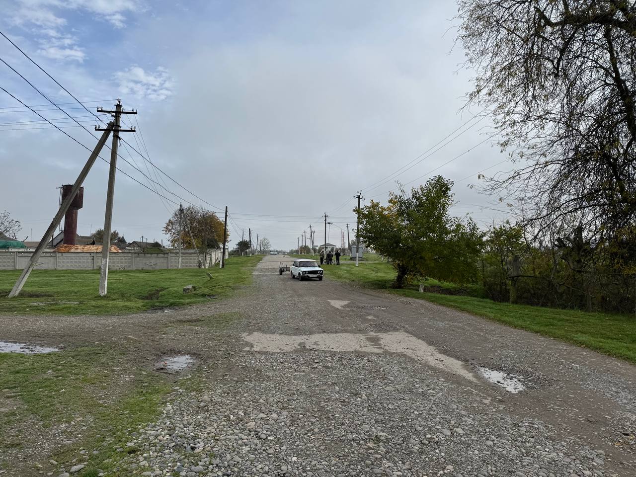 По поручению Полномочного представителя Президента РФ в СКФО состоялась встреча по вопросам ремонта дорог в селении Хамидие По поручению Полномочного представителя Президента РФ в СКФО состоялась встреча по вопросам ремонта дорог в селении Хамидие