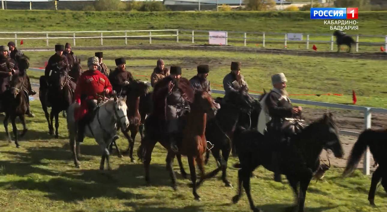 В КБР ко Дню народного единства прошли соревнования по джигитовке