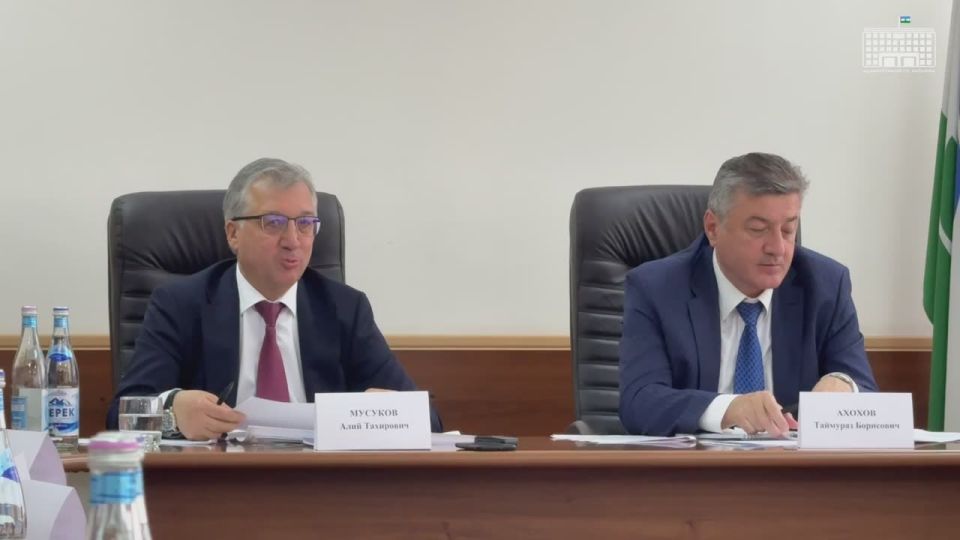 В Местной администрации г.о. Нальчик состоялась выездная стратегическая сессия, посвящённая вопросам улучшения качества городской среды и определению приоритетных направлений развития города на период до 2030 года