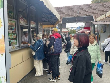 Чебуречная в Анапе: секрет популярности, за который стоит стоять в очереди