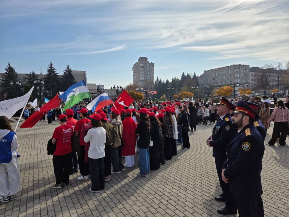 Сотрудники следственного отдела по городу Нальчику приняли участие в праздновании Дня народного единства