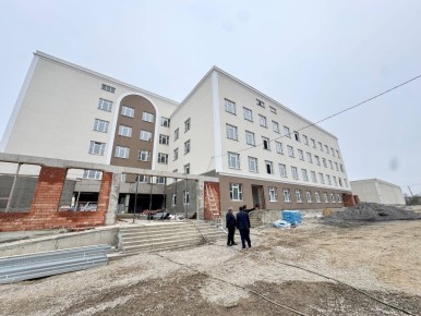 Глава Кабардино-Балкарии Казбек Коков ознакомился с ходом строительства и ремонта объектов здравоохранения