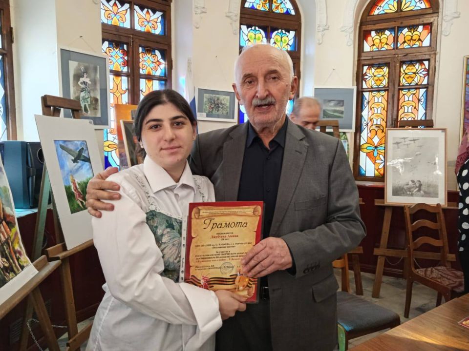 Я расскажу вам о войне.... В Фонде культуры им. В.Х. Ворокова состоялось подведение итогов и награждение победителей художественного конкурса Нацпроекта «Я расскажу Вам о войне… У вечного огня», организованного... Я расскажу вам о войне.... В Фонде культуры им. В.Х. Ворокова состоялось подведение итогов и награждение победителей художественного конкурса Нацпроекта «Я расскажу Вам о войне… У вечного огня», организованного...