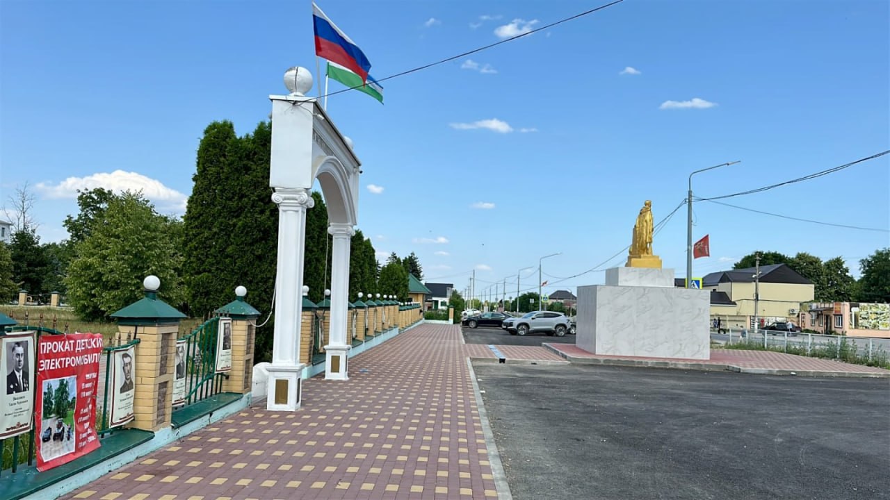 Преображение села. Жители сельского поселения Баксаненок выражают искреннюю благодарность руководству Кабардино-Балкарской Республики и Баксанского района за успешно завершенное благоустройство центральной территории...