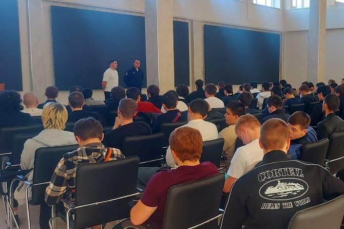 Более ста студентов приняли участие в акции по профилактике кибермошенничества