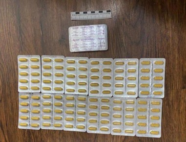 Сбыт 1358 капсул и 920 таблеток с сильнодействующими веществами пресекла полиция Кабардино-Балкарии