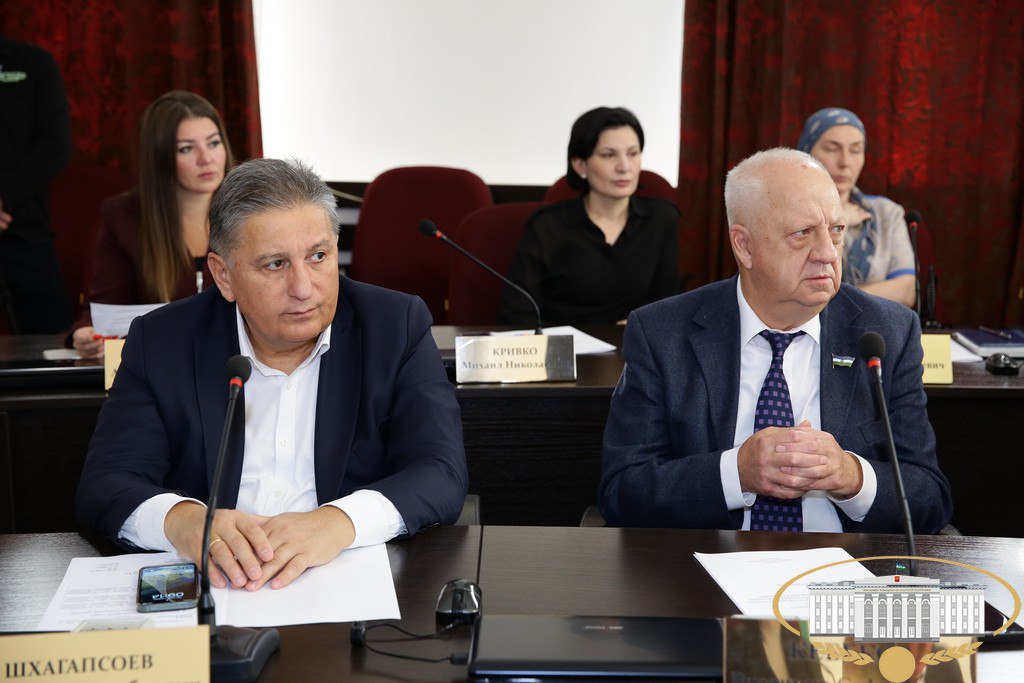 О реализации системы долговременного ухода за пожилыми и маломобильными гражданами в Кабардино-Балкарской Республике говорили на расширенном заседании Комитета Парламента КБР по труду, социальной политике, здравоохранению и... О реализации системы долговременного ухода за пожилыми и маломобильными гражданами в Кабардино-Балкарской Республике говорили на расширенном заседании Комитета Парламента КБР по труду, социальной политике, здравоохранению и...