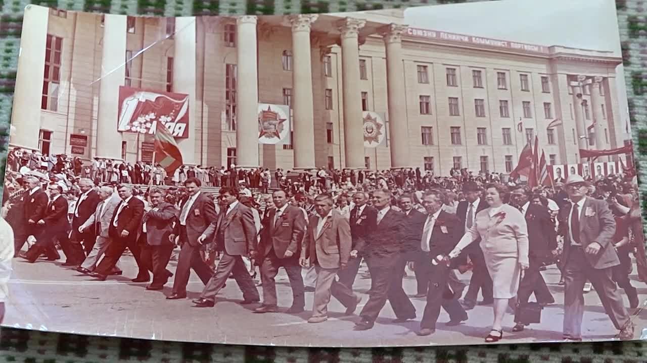 Поколение тех, кто в свое время строил республику