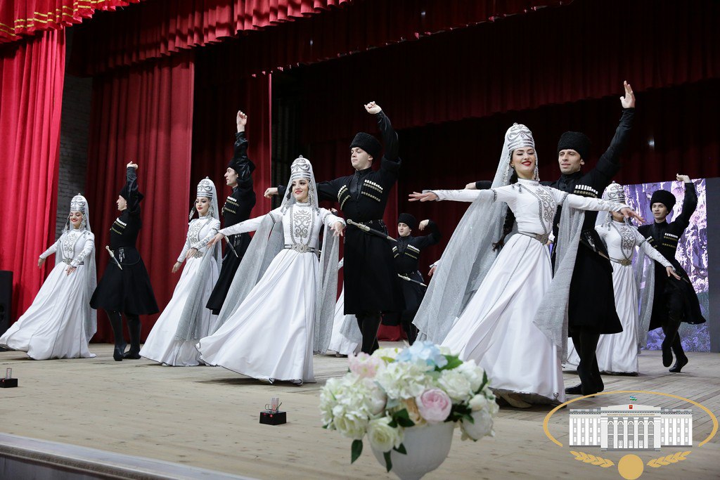 Черекский район отметил 90-летие со дня образования Черекский район отметил 90-летие со дня образования