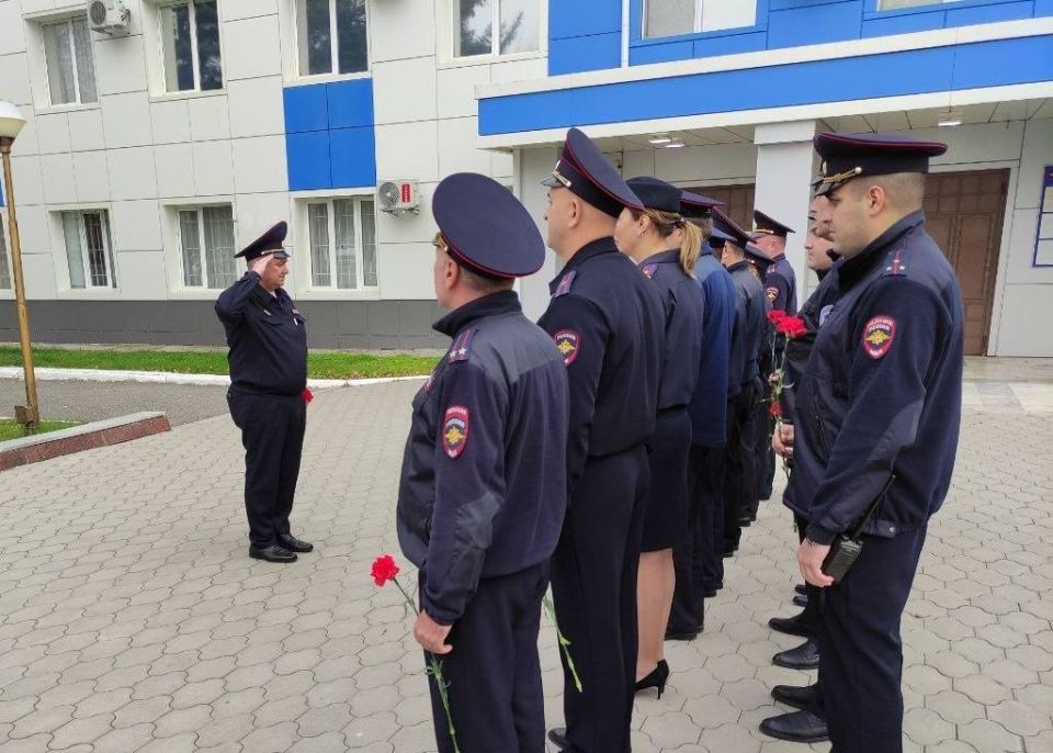 Сотрудники Госавтоинспекции Кабардино-Балкарии почтили память коллег, погибших при выполнении служебных обязанностей