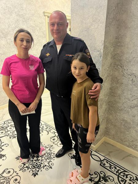 Полицейские Кабардино-Балкарии посетили семьи погибших товарищей Полицейские Кабардино-Балкарии посетили семьи погибших товарищей