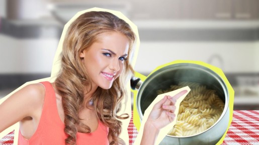 Не спешите сливать воду от сваренных макарон: вот какую вкуснятину можно приготовить
