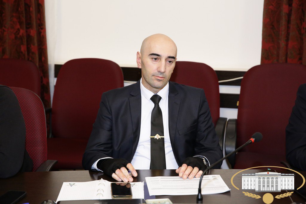 На совместном заседании Комитета Парламента КБР по строительству, жилищно-коммунальному хозяйству и топливно-энергетическому комплексу и Комитета Парламента КБР по промышленности, транспорту, связи и дорожному хозяйству... На совместном заседании Комитета Парламента КБР по строительству, жилищно-коммунальному хозяйству и топливно-энергетическому комплексу и Комитета Парламента КБР по промышленности, транспорту, связи и дорожному хозяйству...