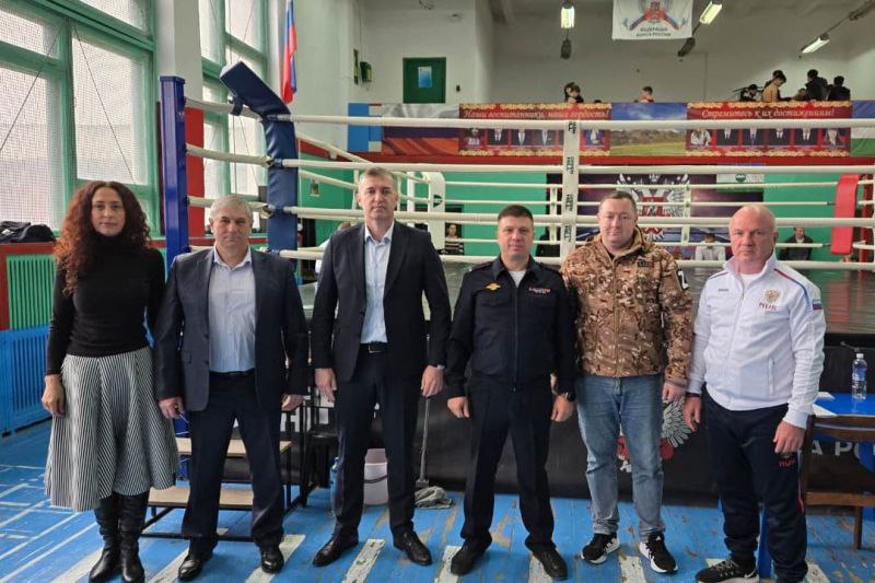 В Майском районе состоялся турнир по боксу, посвященный Дню сотрудника органов внутренних дел Российской Федерации