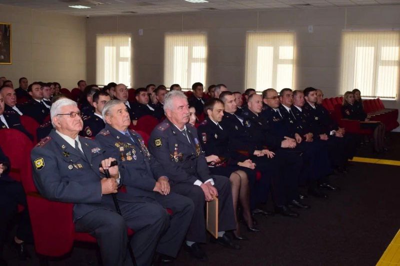 В Прохладненском районе прошло торжественное мероприятие в честь Дня сотрудников органов внутренних дел В Прохладненском районе прошло торжественное мероприятие в честь Дня сотрудников органов внутренних дел