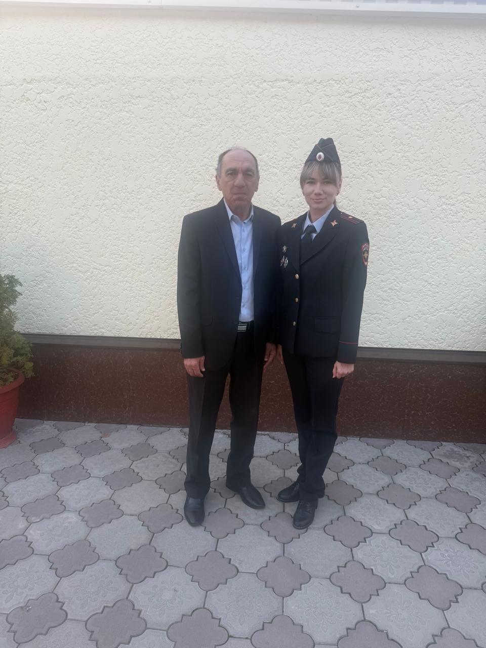 Сотрудники Нальчикского линейного отдела МВД России на транспорте провели ряд мероприятий, посвященных ветеранам, в честь профессионального праздника — Дня сотрудника органов внутренних дел Сотрудники Нальчикского линейного отдела МВД России на транспорте провели ряд мероприятий, посвященных ветеранам, в честь профессионального праздника — Дня сотрудника органов внутренних дел