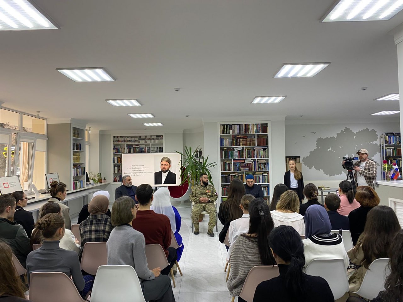 В Нальчике проходит вечер памяти в рамках 15-ой годивщины со дня гибели муфтия КБР Анаса Хаджи Пшихачева В Нальчике проходит вечер памяти в рамках 15-ой годивщины со дня гибели муфтия КБР Анаса Хаджи Пшихачева