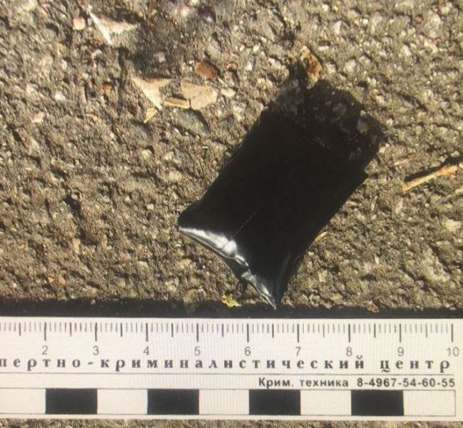 В Кабардино-Балкарии сотрудники полиции изъяли у жителей соседнего региона более 50 свертков с наркотическим средством В Кабардино-Балкарии сотрудники полиции изъяли у жителей соседнего региона более 50 свертков с наркотическим средством