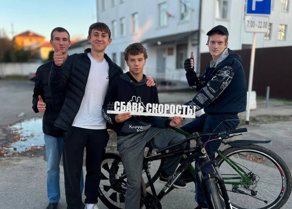 На дорогах Кабардино-Балкарии состоялся профилактический рейд «Будь внимателен к пешеходу» На дорогах Кабардино-Балкарии состоялся профилактический рейд «Будь внимателен к пешеходу»