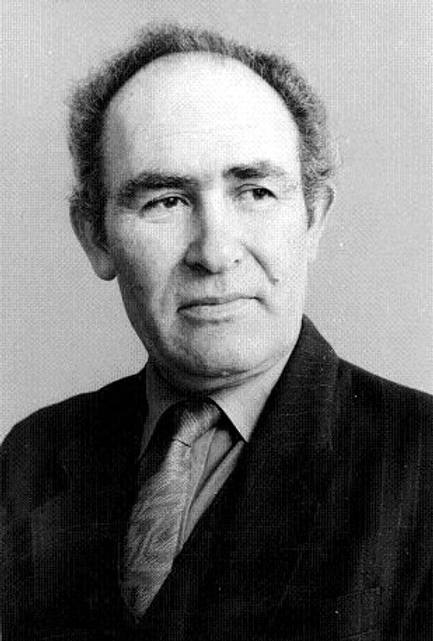 Юбилей Петра Кажарова. Сегодня исполняется 90 лет со дня рождения одного из ведущих поэтов Кабардино-Балкарской литературы, заслуженного работника культуры РФ Петра Кажарова