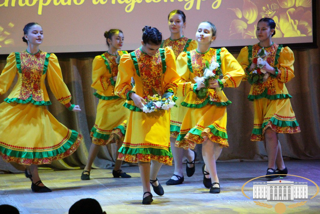 В г.о. Прохладный состоялся ежегодный республиканский межмуниципальный фестиваль "Оберегая русскую национальную историю и культуру", организованный Обществом русской истории и культуры "Вече" В г.о. Прохладный состоялся ежегодный республиканский межмуниципальный фестиваль "Оберегая русскую национальную историю и культуру", организованный Обществом русской истории и культуры "Вече"