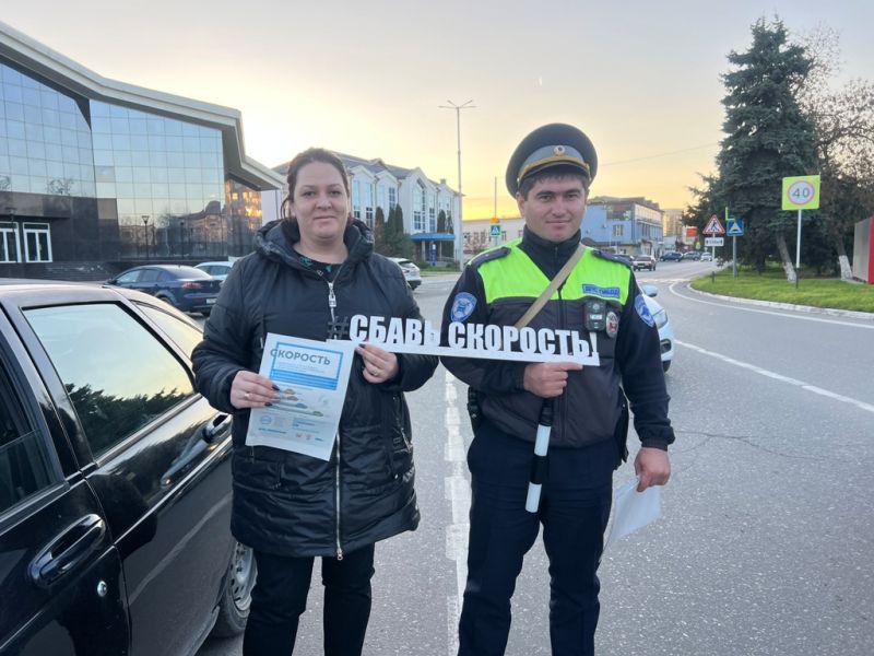На дорогах Кабардино-Балкарии состоялся профилактический рейд «Будь внимателен к пешеходу» На дорогах Кабардино-Балкарии состоялся профилактический рейд «Будь внимателен к пешеходу»