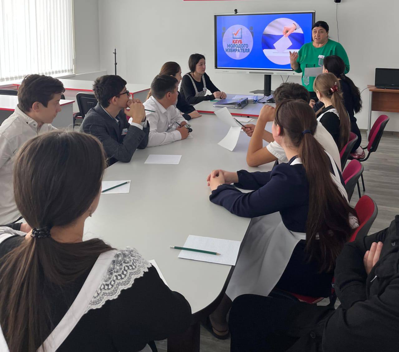 В Малкинской школе работает клуб молодого избирателя